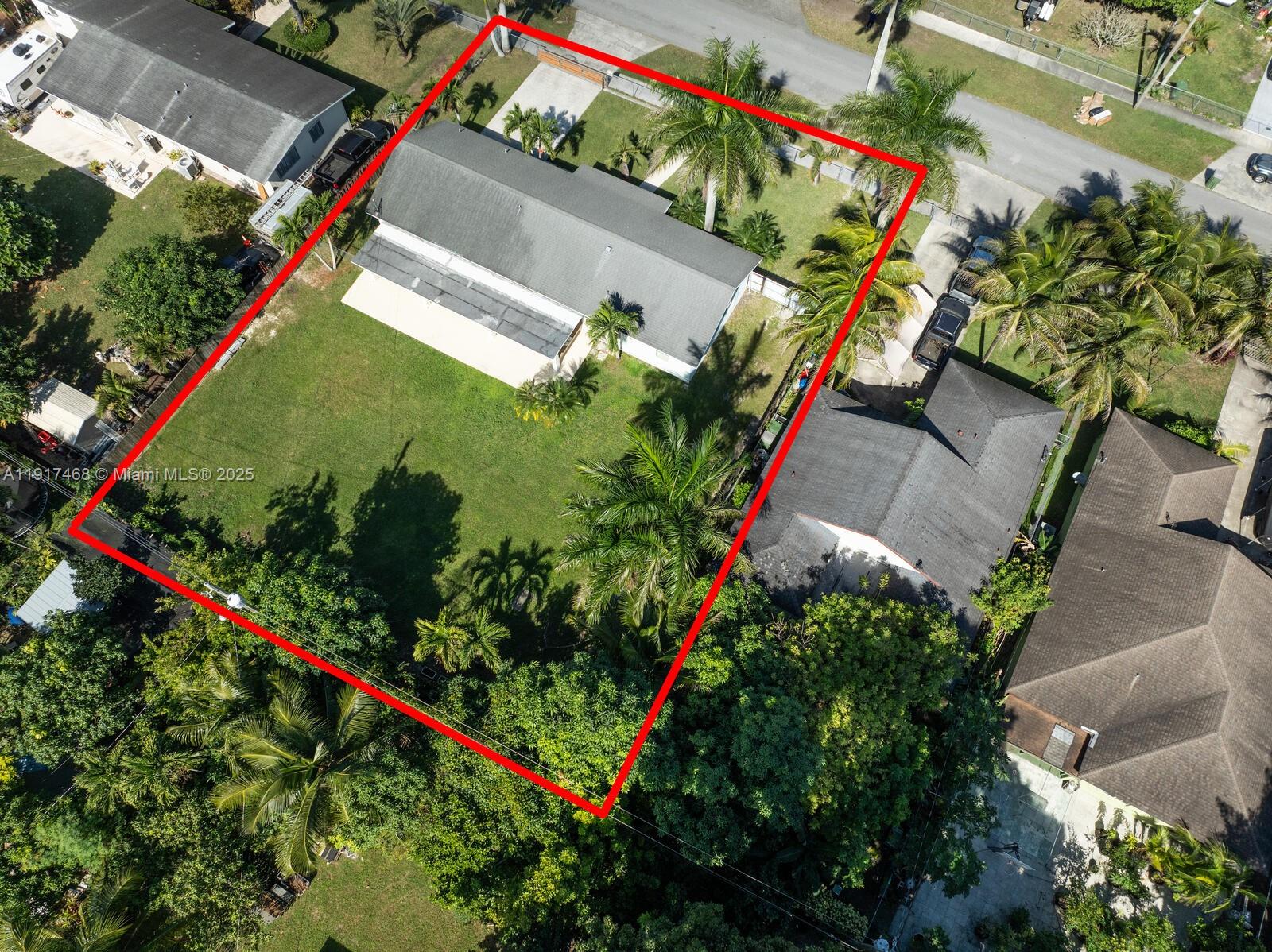 524 Northwest 14th Street Homestead, FL 33030 - Photo 33 of 37 a picture of flowers