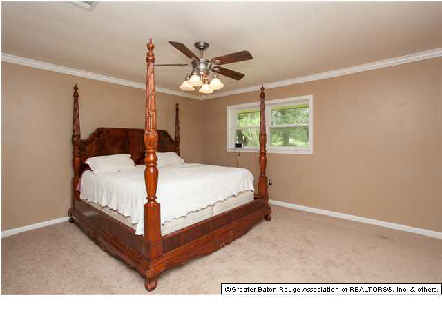 45225 Melancon Road St. Amant, LA 70774 - Photo 8 of 19 Gallery Image 8