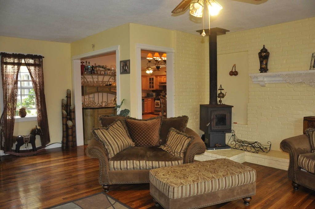 349 Alden Road Fairhaven, MA 02719 - Photo 10 of 30