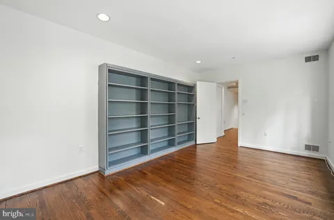 $2,175,000 | 6702 Oregon Avenue Northwest, Washington, DC 20015