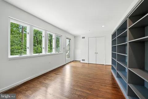 $2,175,000 | 6702 Oregon Avenue Northwest, Washington, DC 20015