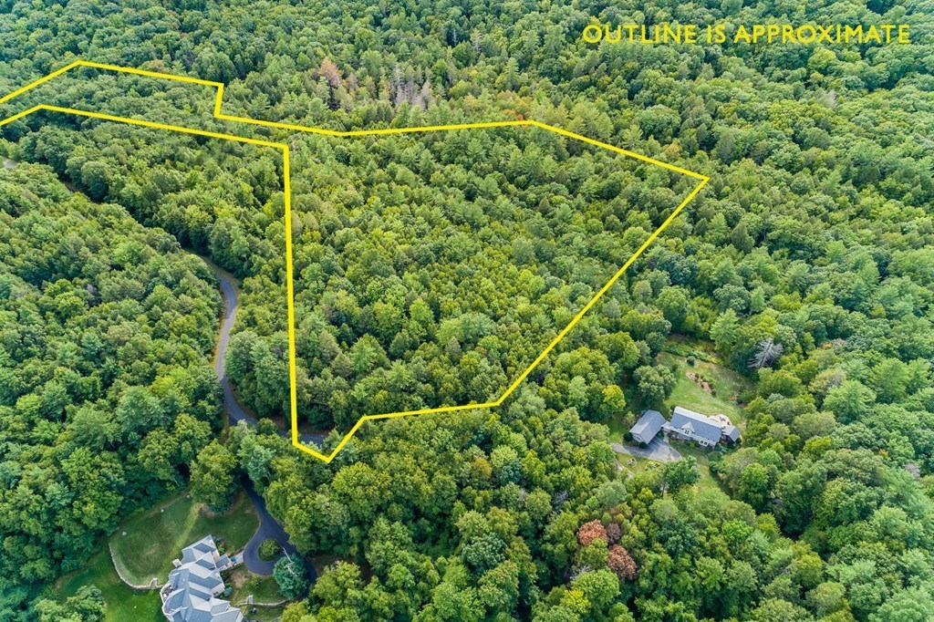 42 Rustlewood Ridge Northampton, MA 01062 - Photo 3 of 10