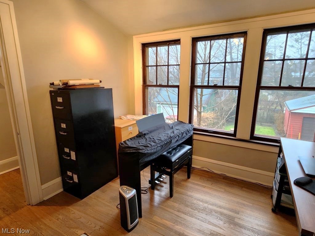 13051 Cedar Road Cleveland, OH 44118 - Photo 30 of 38 Gallery Image 30