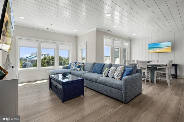 $1,599,000 | 13000 Marina View Lane, Unit 20, Ocean City, MD 21842