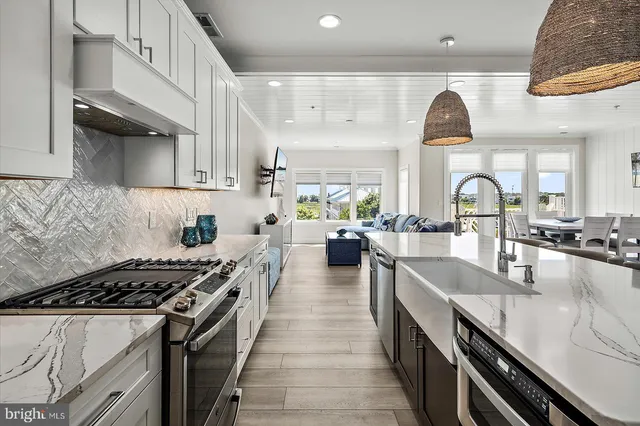 $1,599,000 | 13000 Marina View Lane, Unit 20, Ocean City, MD 21842