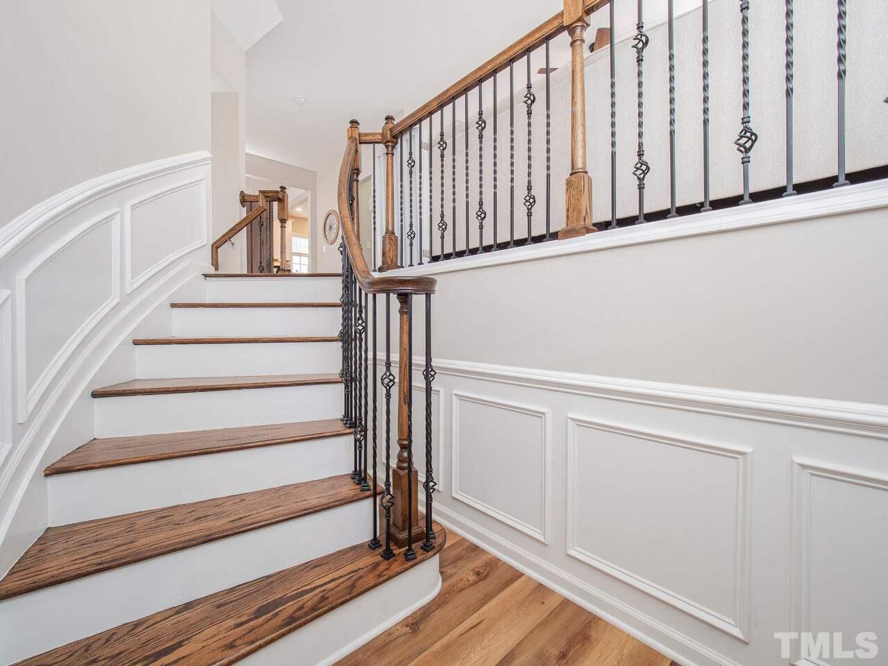 2503 Blooming Street Raleigh, NC 27612 - Photo 3 of 25 Gallery Image 3