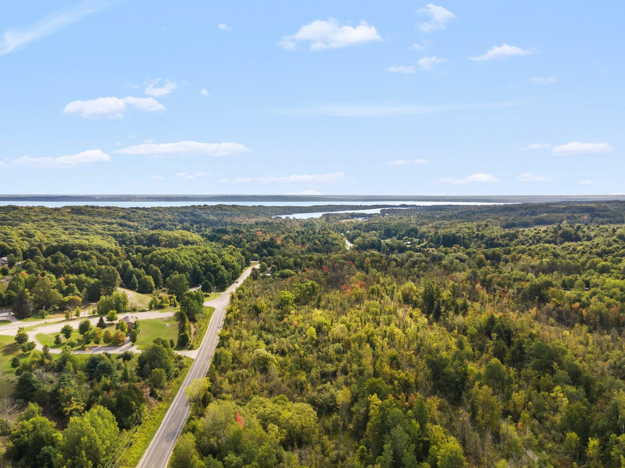 8860 East Fouch Road Traverse City, MI 49684 - Photo 6 of 9 1917294-5.JPG