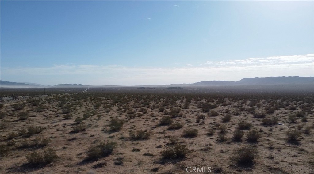 17 Old Woman Springs Road Johnson Valley, CA 92285 - Photo 4 of 9