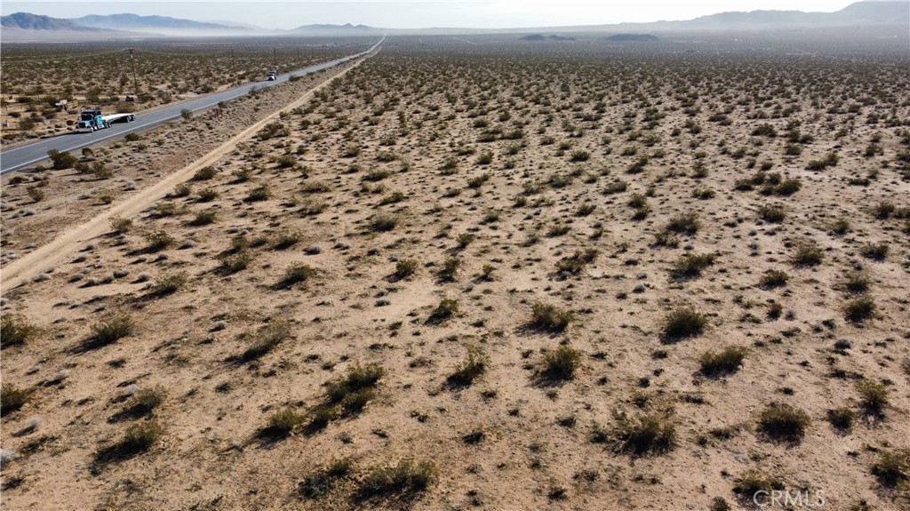 17 Old Woman Springs Road Johnson Valley, CA 92285 - Photo 5 of 9