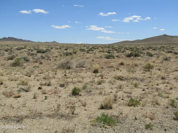 $70,000 | 61 Fox Lane, Yerington, NV 89447