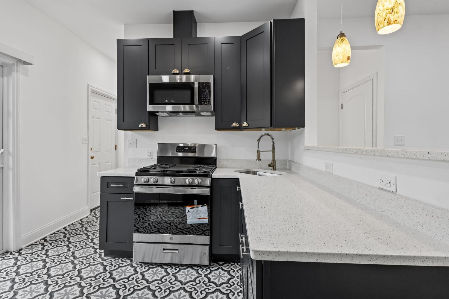 3412 Delaware Street Gary, IN 46409 - Photo 7 of 21 1500x999