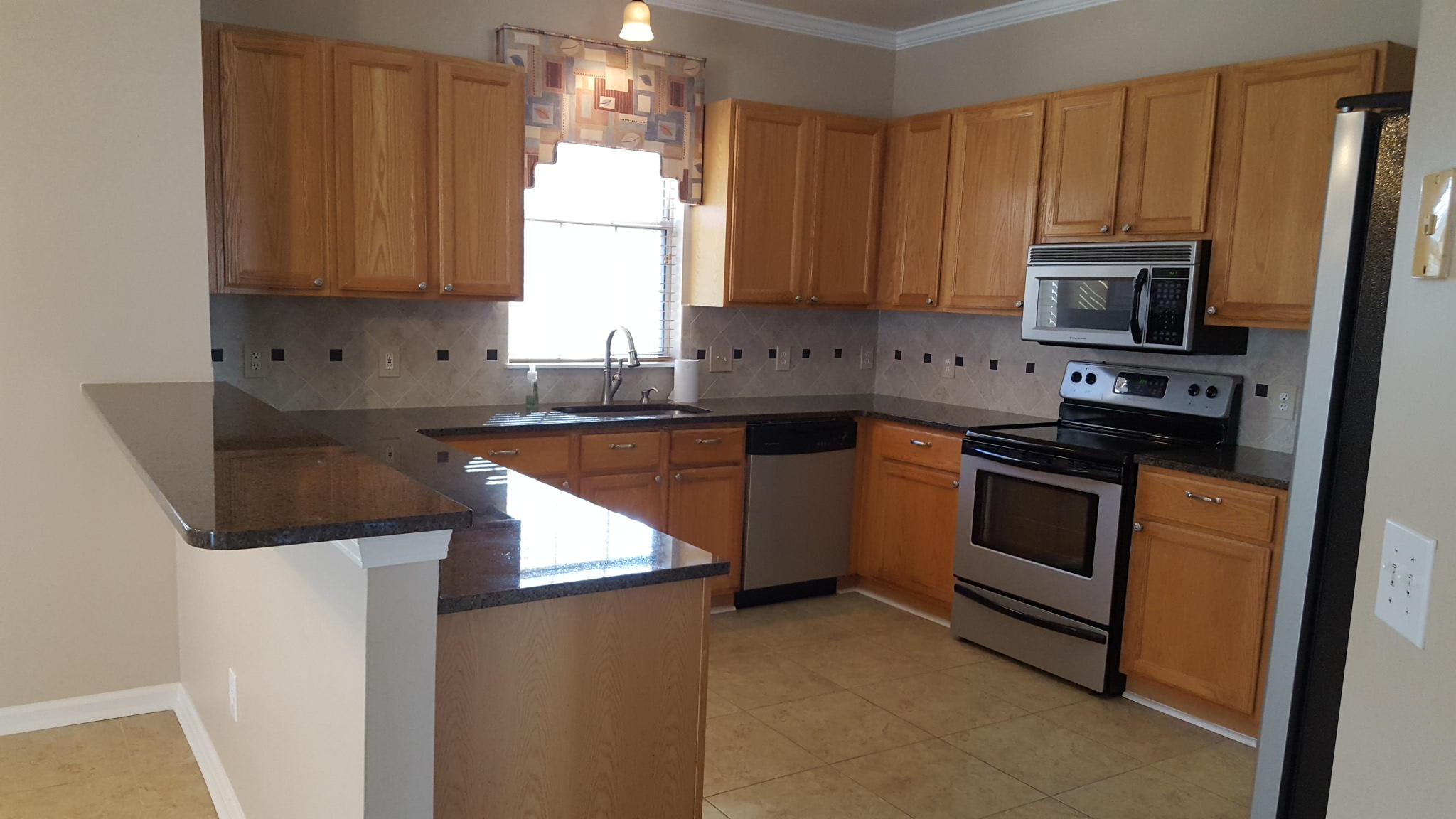 2782 Merwether Lane Mount Pleasant, SC 29466 - Photo 23 of 33 20170227_092724