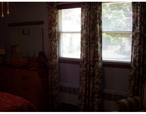 18 Kingston Road Waltham, MA 02451 - Photo 7 of 12