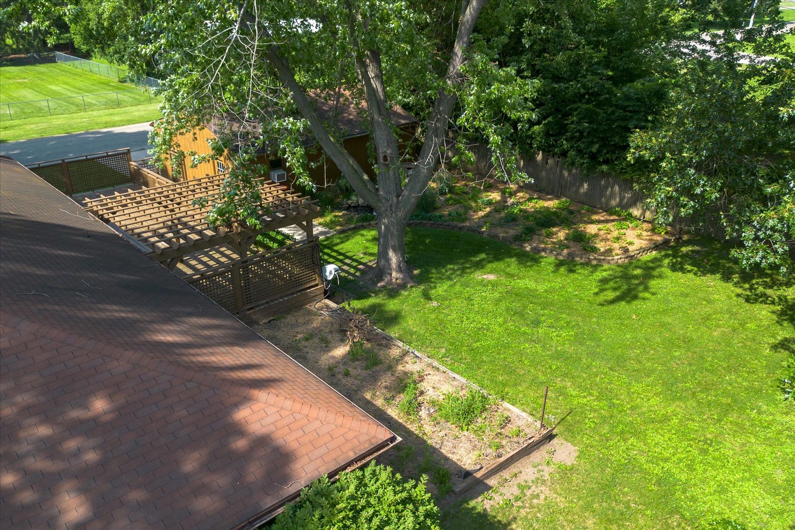 1048 Warren Street Henry, IL 61537 - Photo 23 of 34 a view of yard with green space