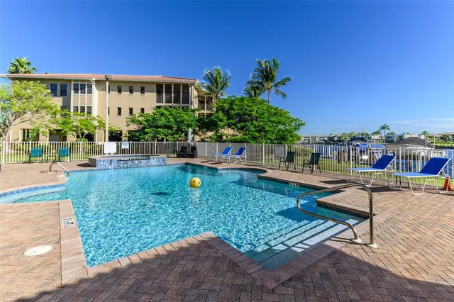 $3,800 | 3322 Purple Martin Drive, Unit 135, Punta Gorda, FL 33950