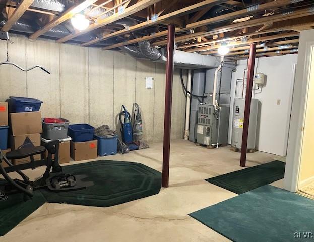 1690 Harding Circle Whitehall, PA 18052 - Photo 28 of 32 a view of a room with gym equipment
