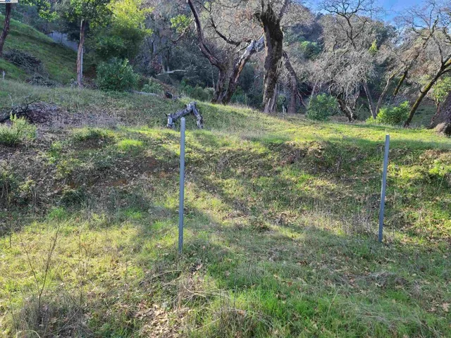 $99,900 | 116-116 Ridgecrest Drive, Napa, CA 94558