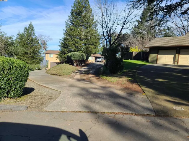 $99,900 | 116-116 Ridgecrest Drive, Napa, CA 94558
