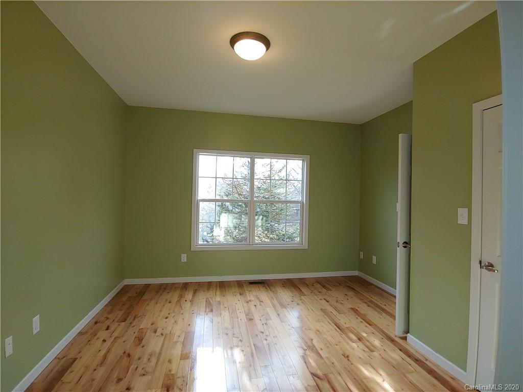 24 Orbit Place Clyde, NC 28721 - Photo 12 of 35 Gallery Image 12