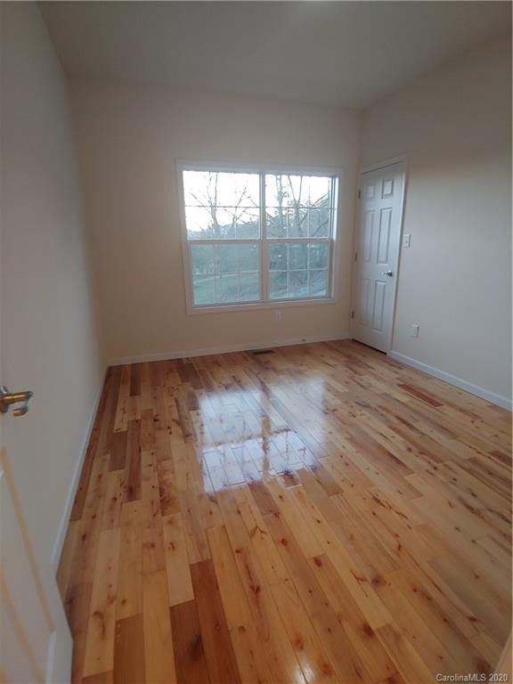 24 Orbit Place Clyde, NC 28721 - Photo 18 of 35 Gallery Image 18