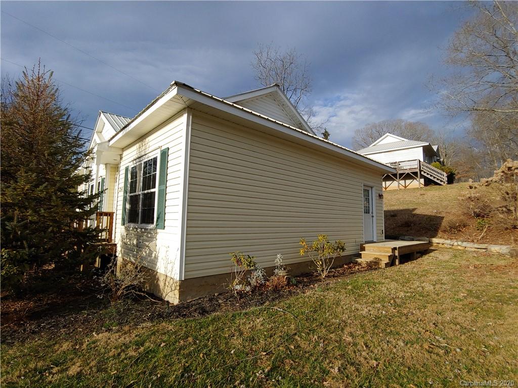 24 Orbit Place Clyde, NC 28721 - Photo 26 of 35 Gallery Image 26