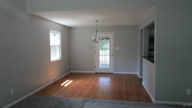 2655 Nottingham Road Bethlehem, PA 18017 - Photo 3 of 25 Gallery Image 3