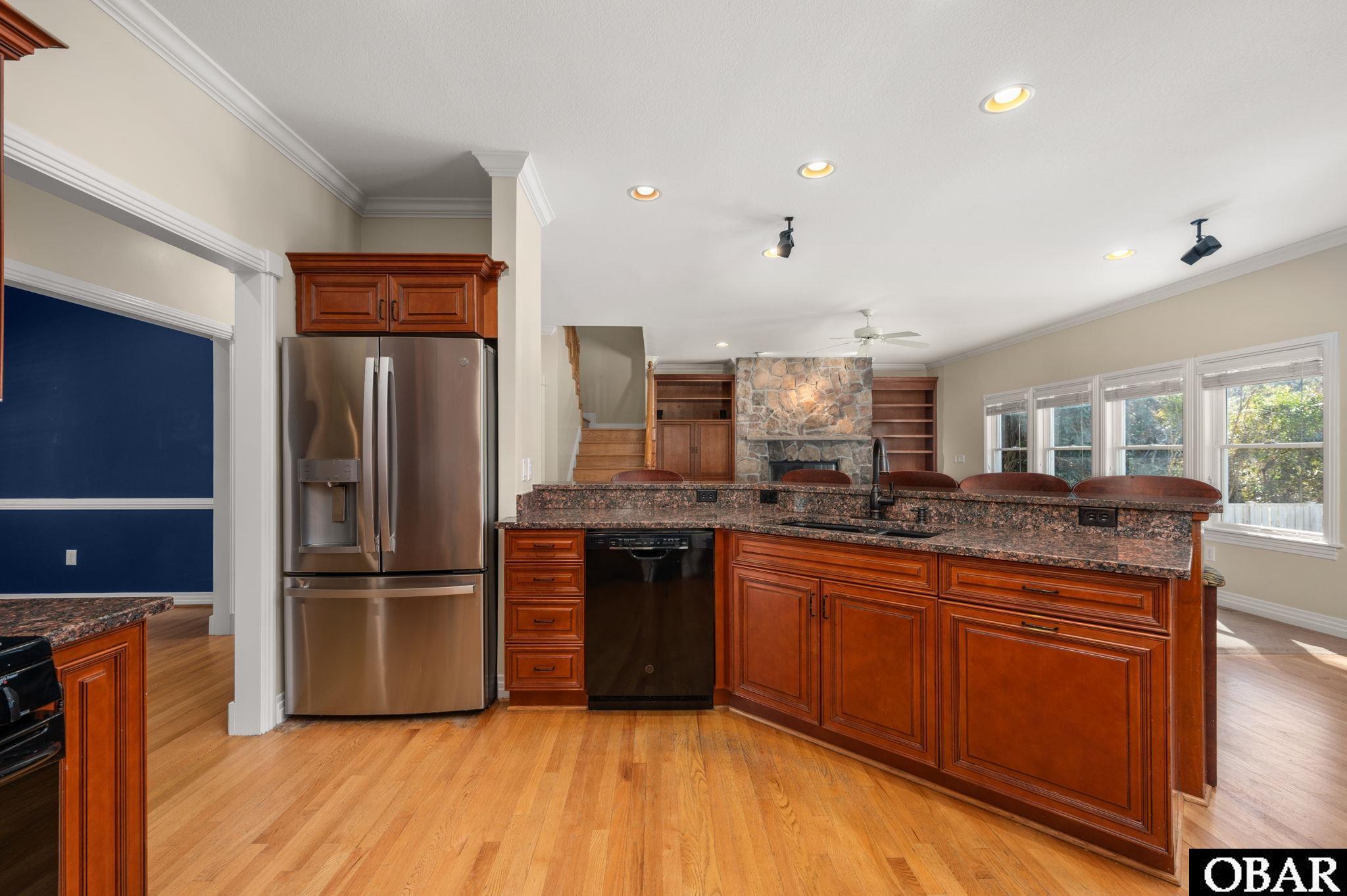 3040 Creek Road Kitty Hawk, NC 27949 - Photo 12 of 50 Kitchen