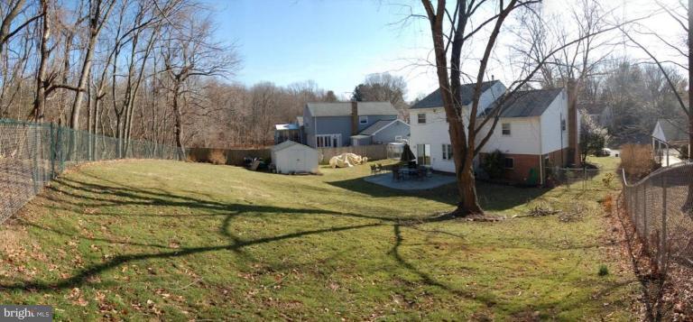 19237 Treadway Road Brookeville, MD 20833 - Photo 11 of 26 Back yard