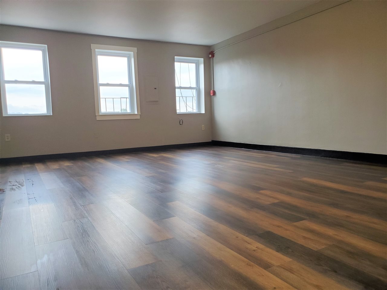 819 Elm Street, Unit 14 Manchester, NH 03101 - Photo 7 of 9
