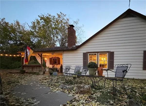 $270,000 | 8505 Pershing Road, Raytown, MO 64138