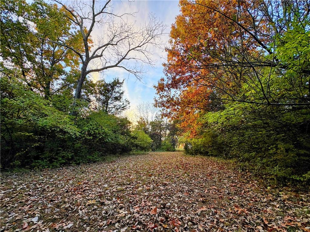 8505 Pershing Road Raytown, MO 64138 - Photo 21 of 37