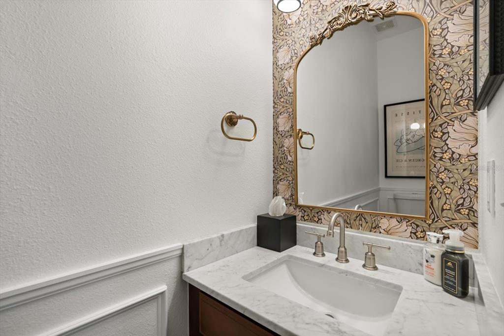 1889 Lakelet Loop Oviedo, FL 32765 - Photo 15 of 37