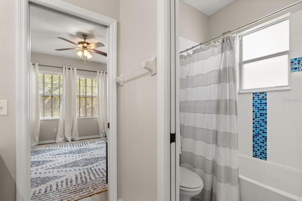 1889 Lakelet Loop Oviedo, FL 32765 - Photo 28 of 37