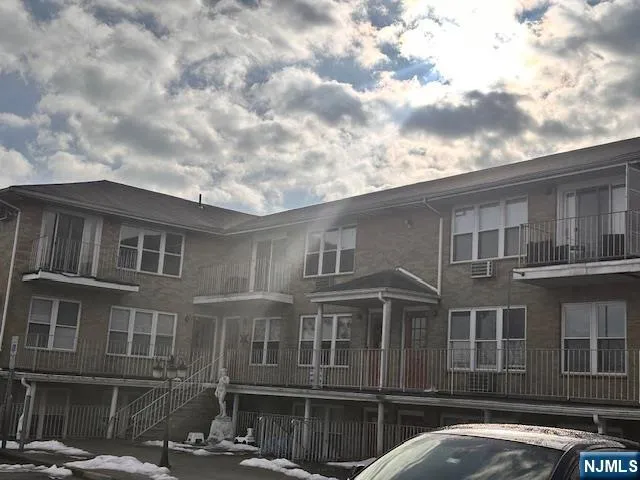 $1,750 | 476 Harrison Avenue, Unit B1, Lodi, NJ 07644