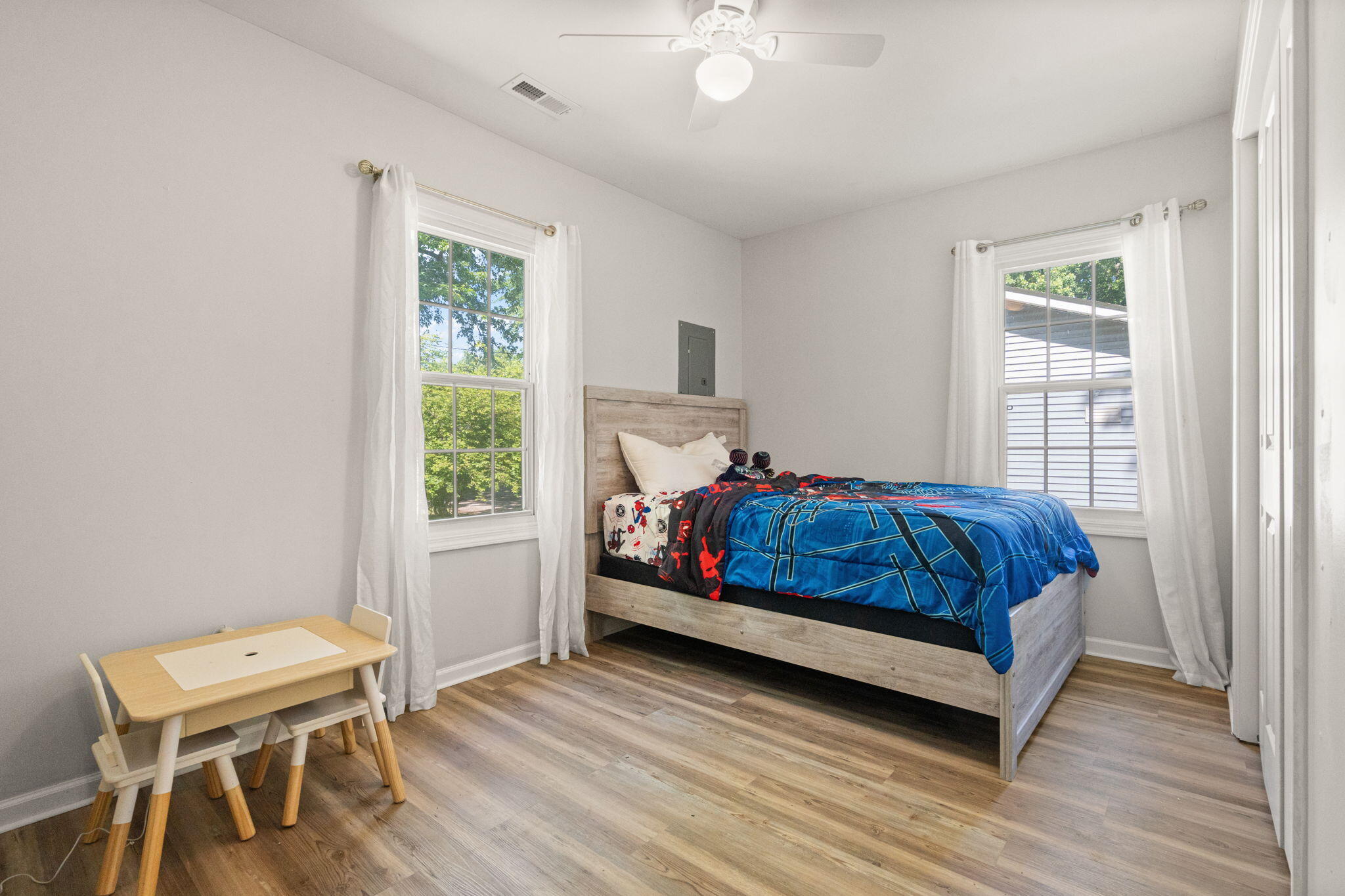 1301 Cline Avenue Griffith, IN 46319 - Photo 15 of 28 2048x1365