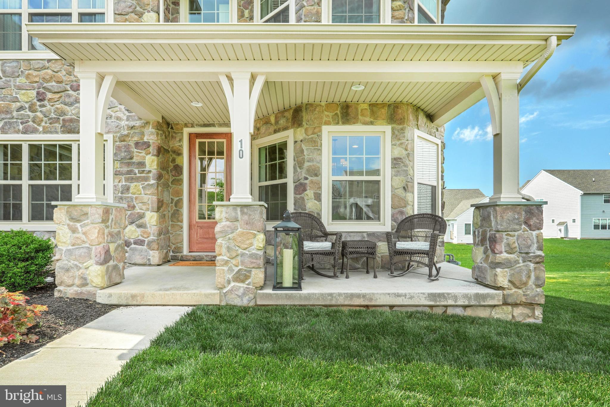 10 Village Road Manchester, PA 17345 - Photo 7 of 57 Gallery Image 7
