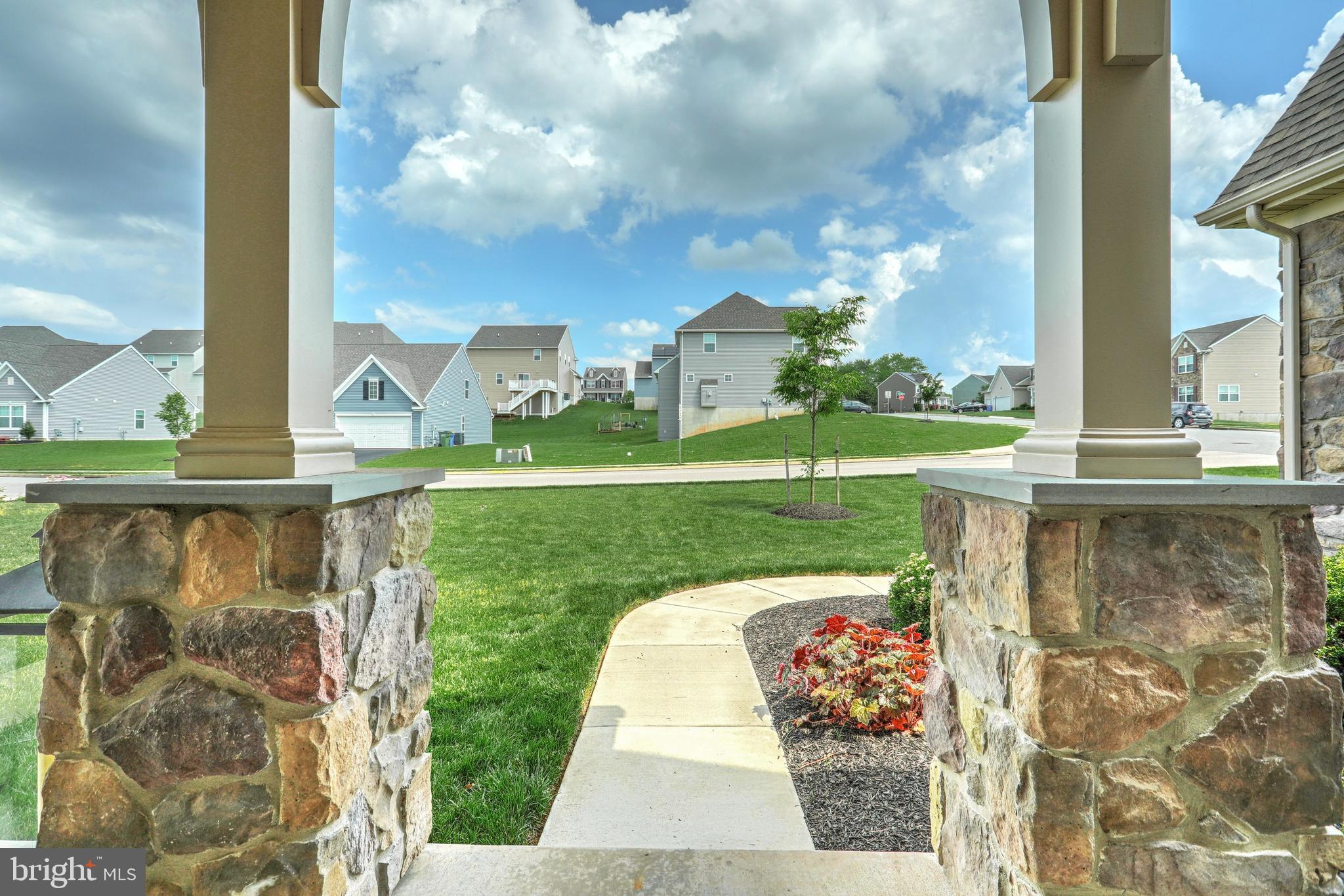 10 Village Road Manchester, PA 17345 - Photo 8 of 57 Gallery Image 8