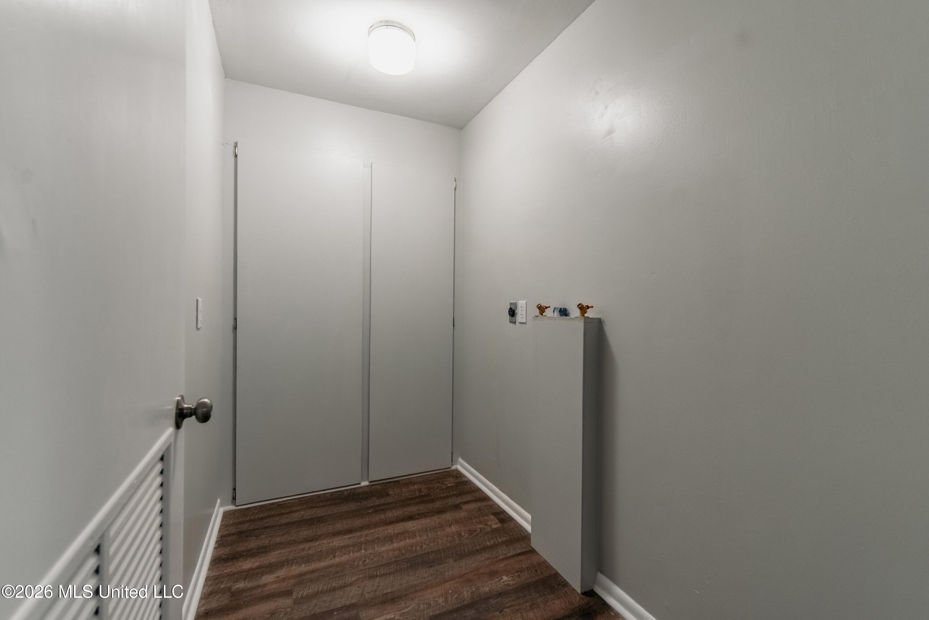 304 Spring Street Taylorsville, MS 39168 - Photo 28 of 39 DSC03783-HDR