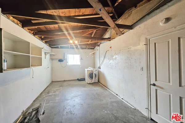 $2,300 | 1214 East 82nd Street, Los Angeles, CA 90001