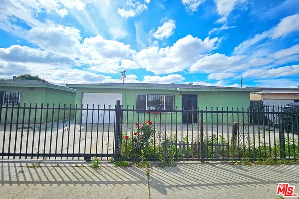 $2,300 | 1214 East 82nd Street, Los Angeles, CA 90001