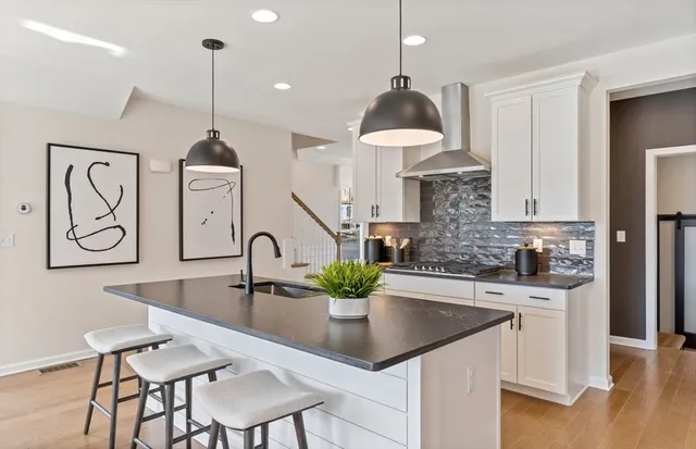 $838,175 | 15 Emerald Run, Unit 10, Shrewsbury, MA 01545