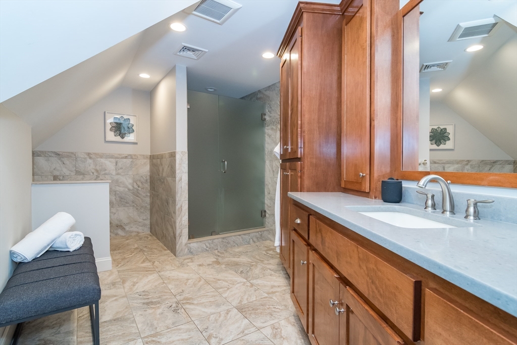 11 Kimball Road Hopkinton, MA 01748 - Photo 15 of 20 Gallery Image 15