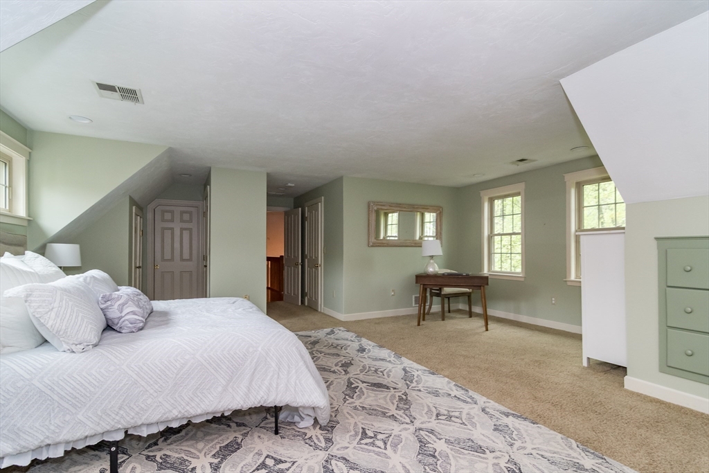 11 Kimball Road Hopkinton, MA 01748 - Photo 17 of 20 Gallery Image 17