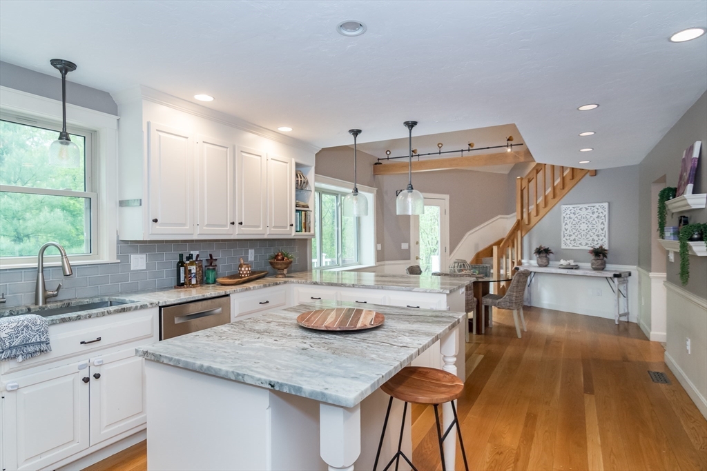 11 Kimball Road Hopkinton, MA 01748 - Photo 9 of 20 Gallery Image 9