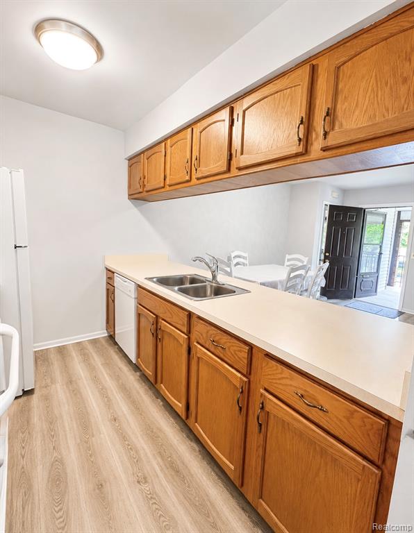 29838 Utica Road, Unit 25 Roseville, MI 48066 - Photo 5 of 15
