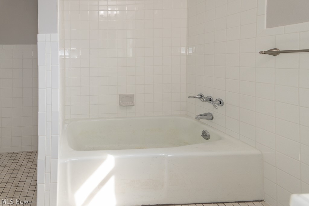 923 Greyton Road Cleveland Heights, OH 44112 - Photo 12 of 25