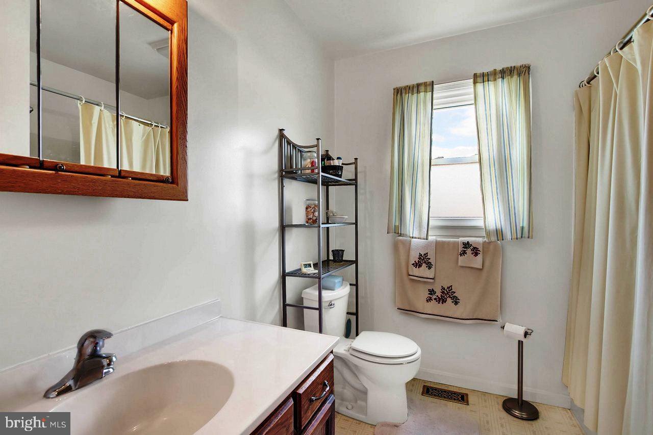 2370 Grandview Road Hanover, PA 17331 - Photo 20 of 36