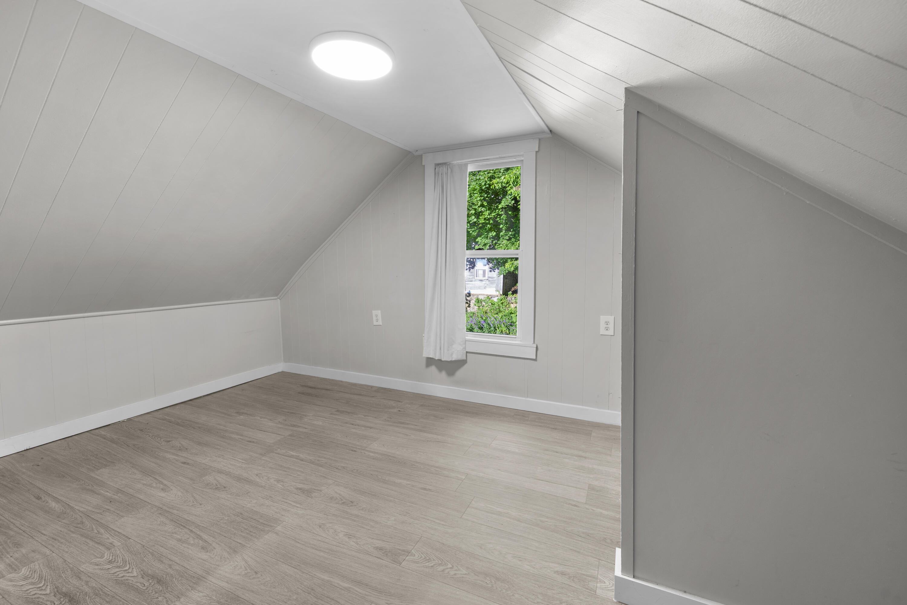 89 Brunswick Street Old Town, ME 04468 - Photo 15 of 26 DSC00742