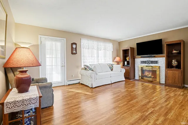 $239,900 | 1223 West 200 South, Warsaw, IN 46580