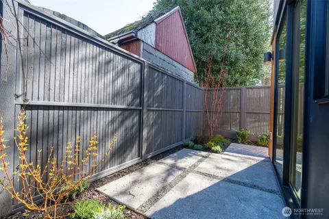 $949,000 | 2626 58th Avenue Southwest, Unit B, Seattle, WA 98116